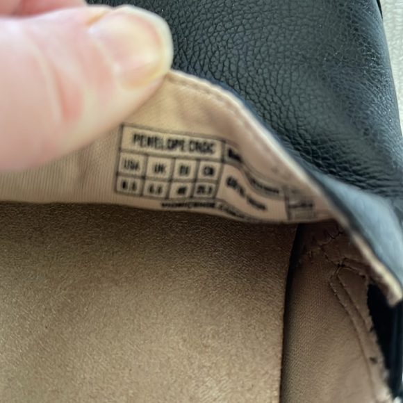 Vionic Penelope slip on sneaker size 8.5 - Picture 7 of 7